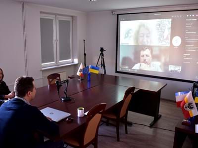 , Videokonferenz der Stefan Löwl und Andrzej Skrzypiński