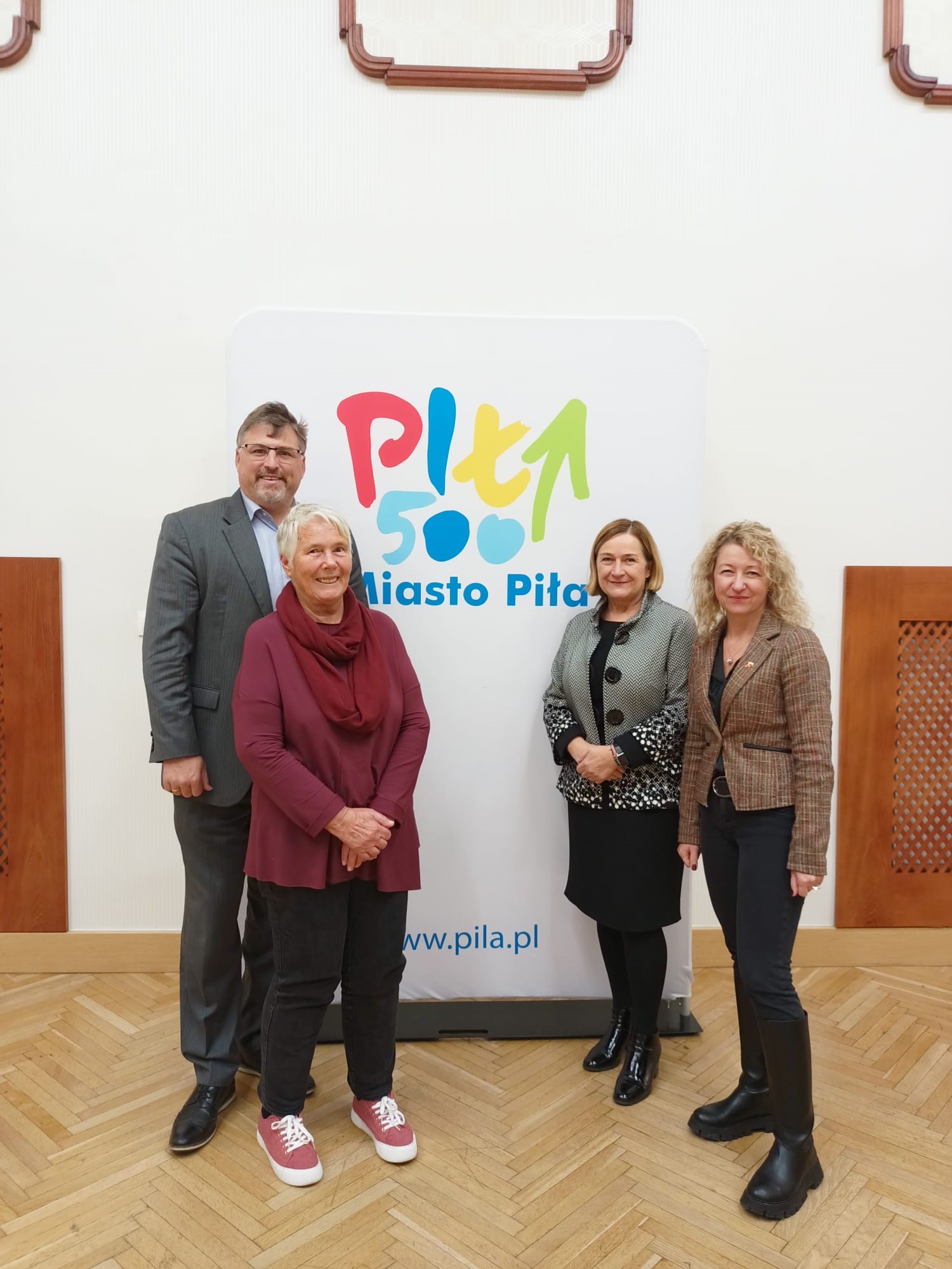 Delegation des Landkreises Dachau mit Teresa Jankowska vom Kreistag des Partnerlandkreises Oświęcim,