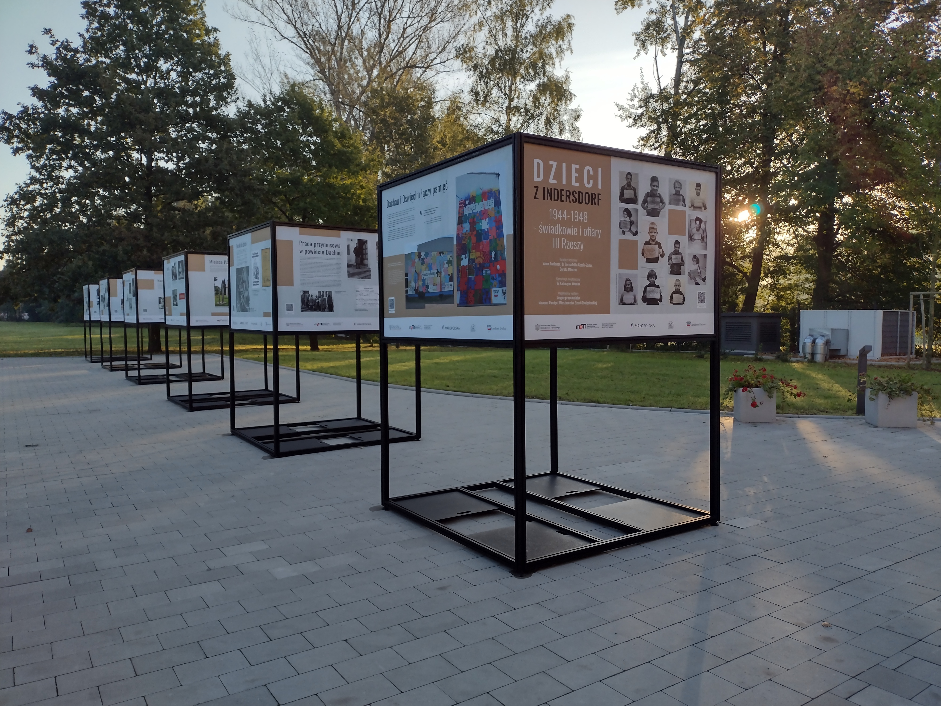 Ausstellung „Kinder aus Indersdorf 1944-48. Zeugen und Opfer des Dritten Reiches“