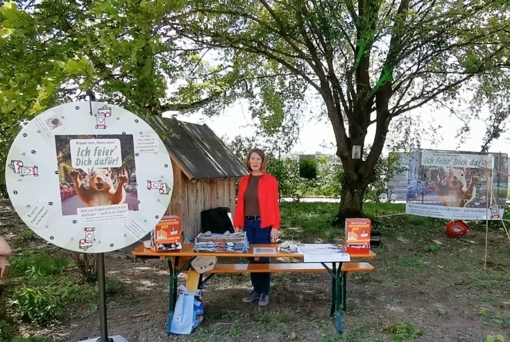 Keine Kippe in die Umwelt - Abfallberatung auf dem FünfSieben-Festival in Karlsfeld