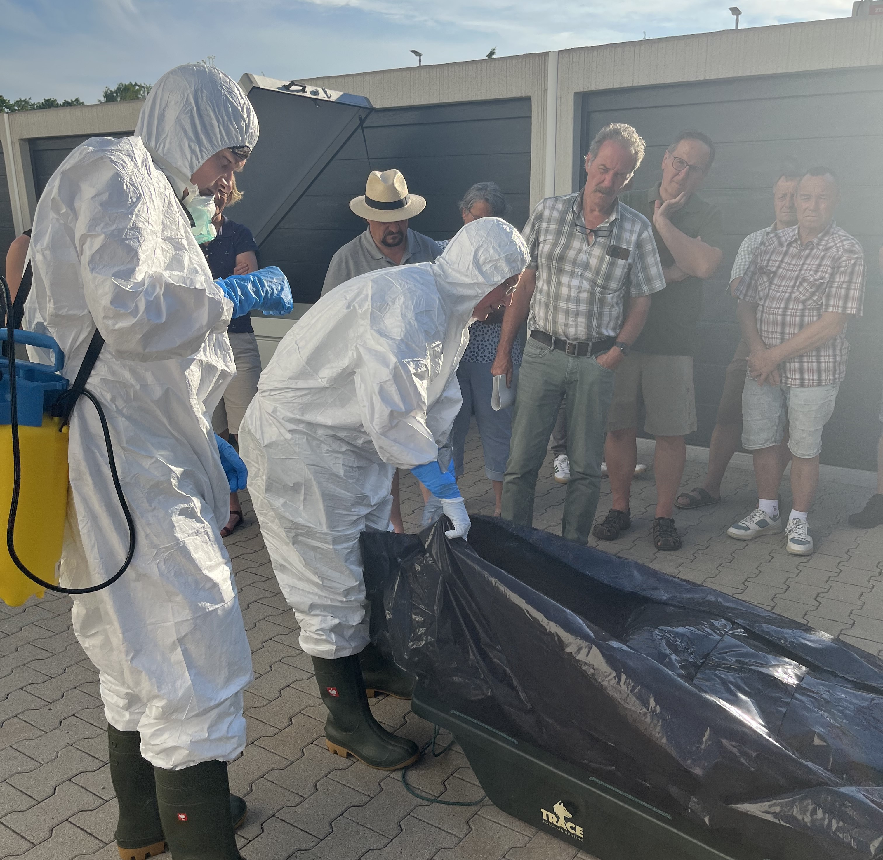 Erfolgreiche Schulung von Such- und Bergeteams zur Afrikanischen Schweinepest