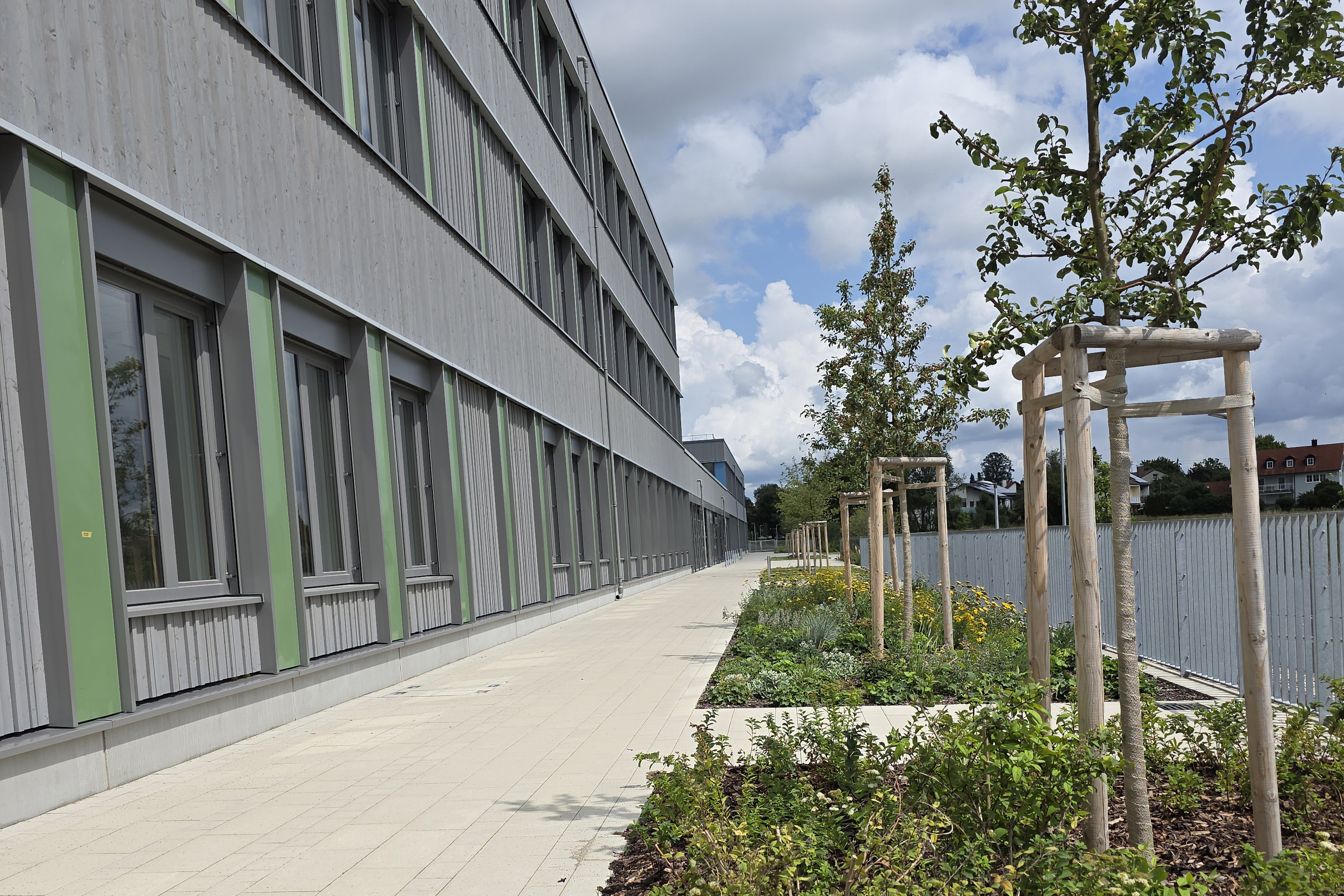 Gymnasium Röhrmoos_Außenbereich 5