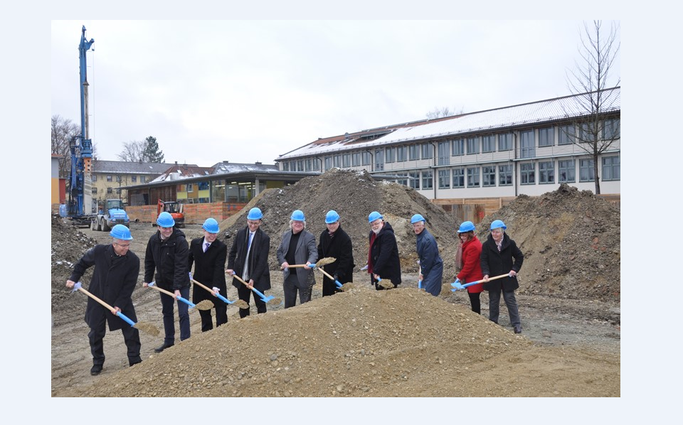 Spatenstich für Optimierungsbau am Ignaz-Taschner-Gymnasium