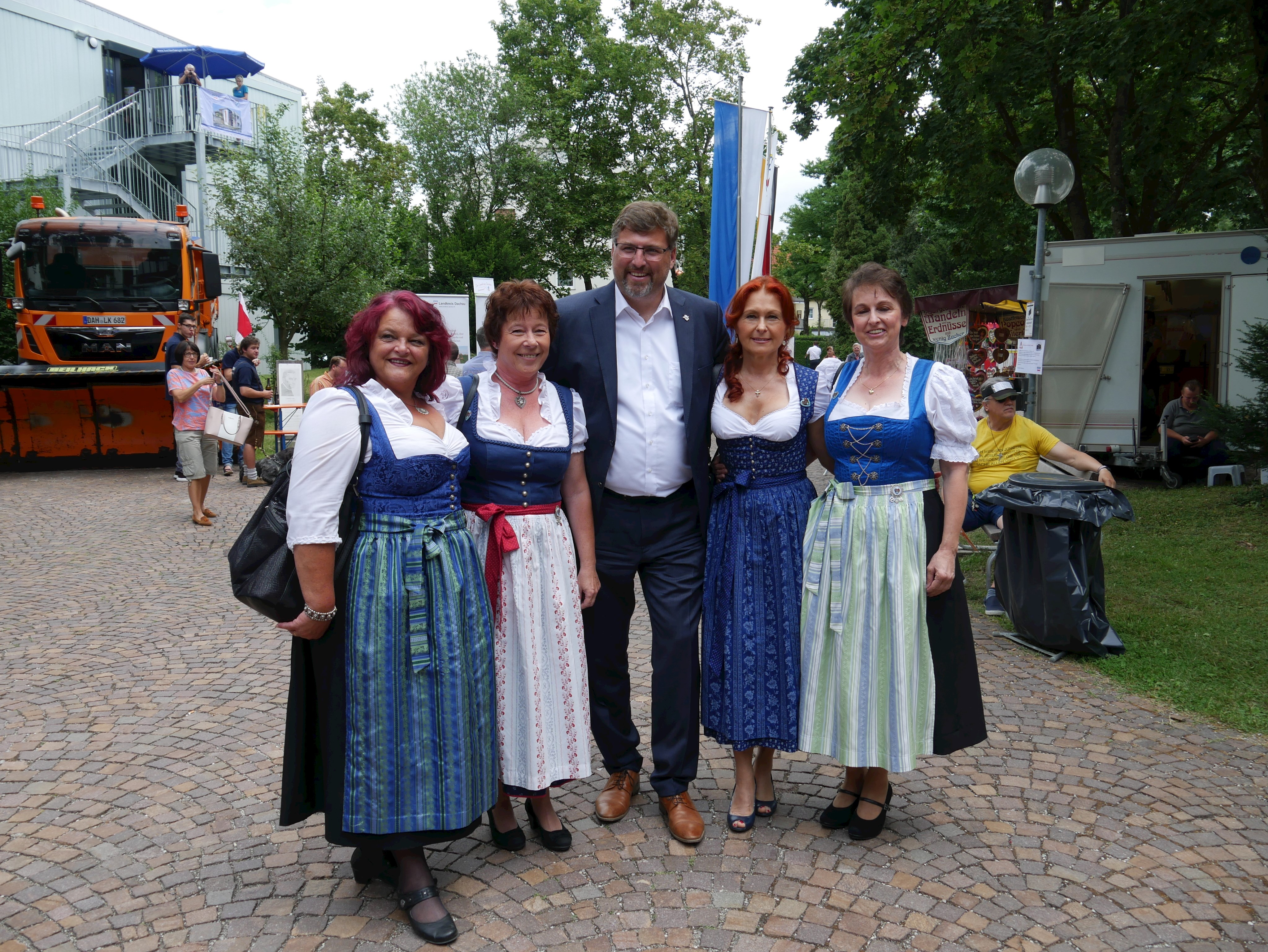 Lansinger Landfrauen mit Landrat