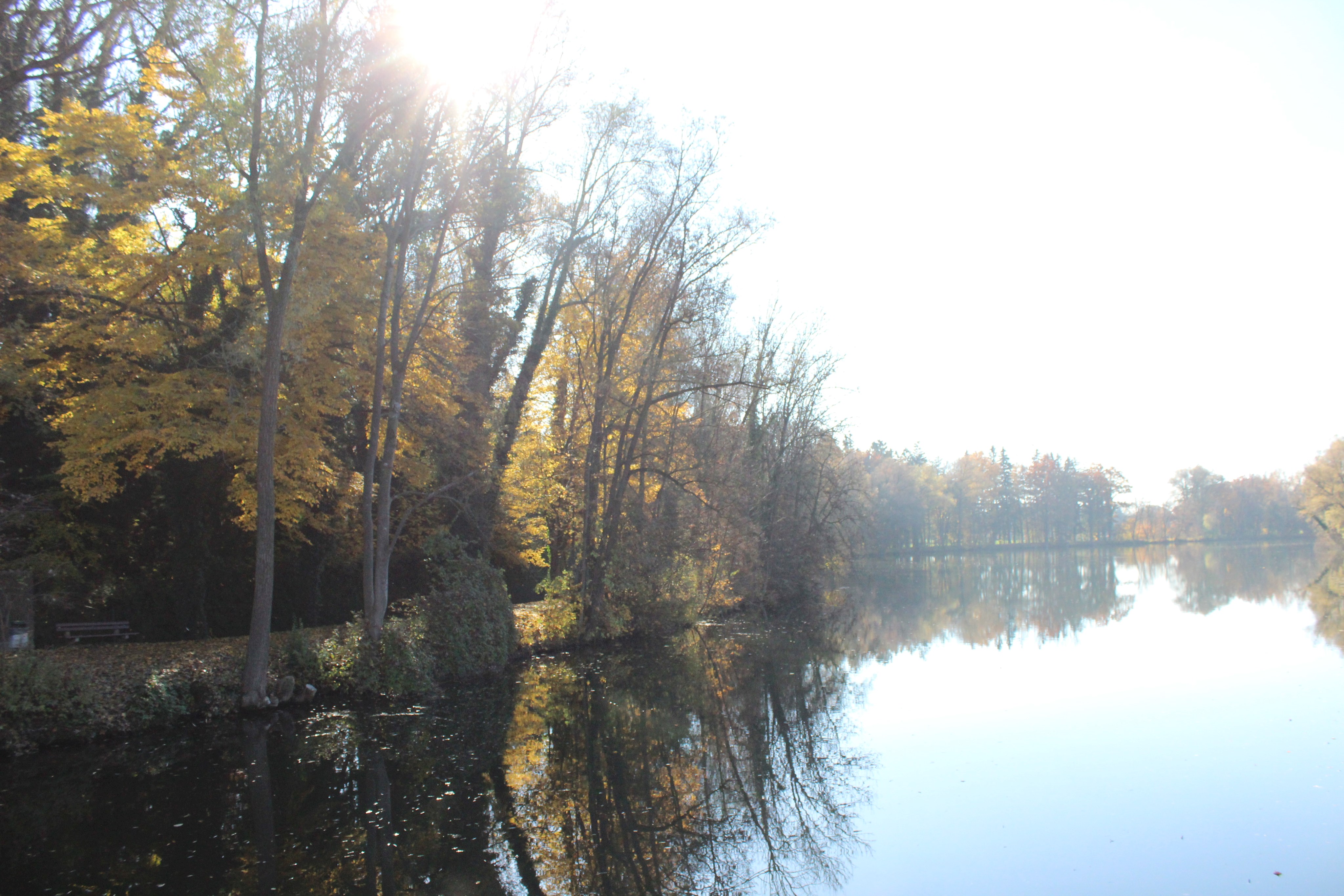 Im Bergkirchner See kann wieder gebadet werden