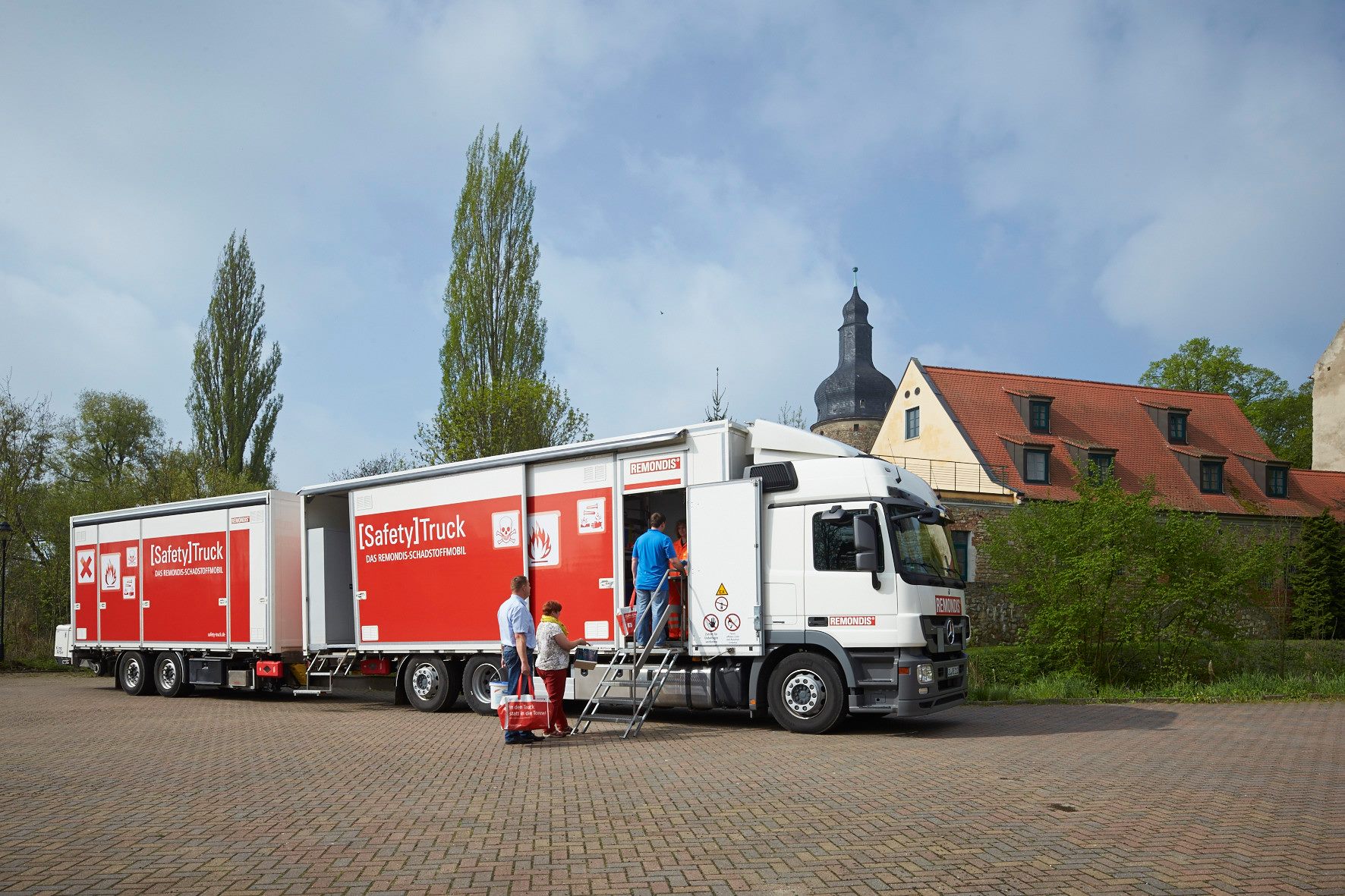 Giftmobil demnächst auf den Recyclinghöfen Hilgertshausen und Altomünster