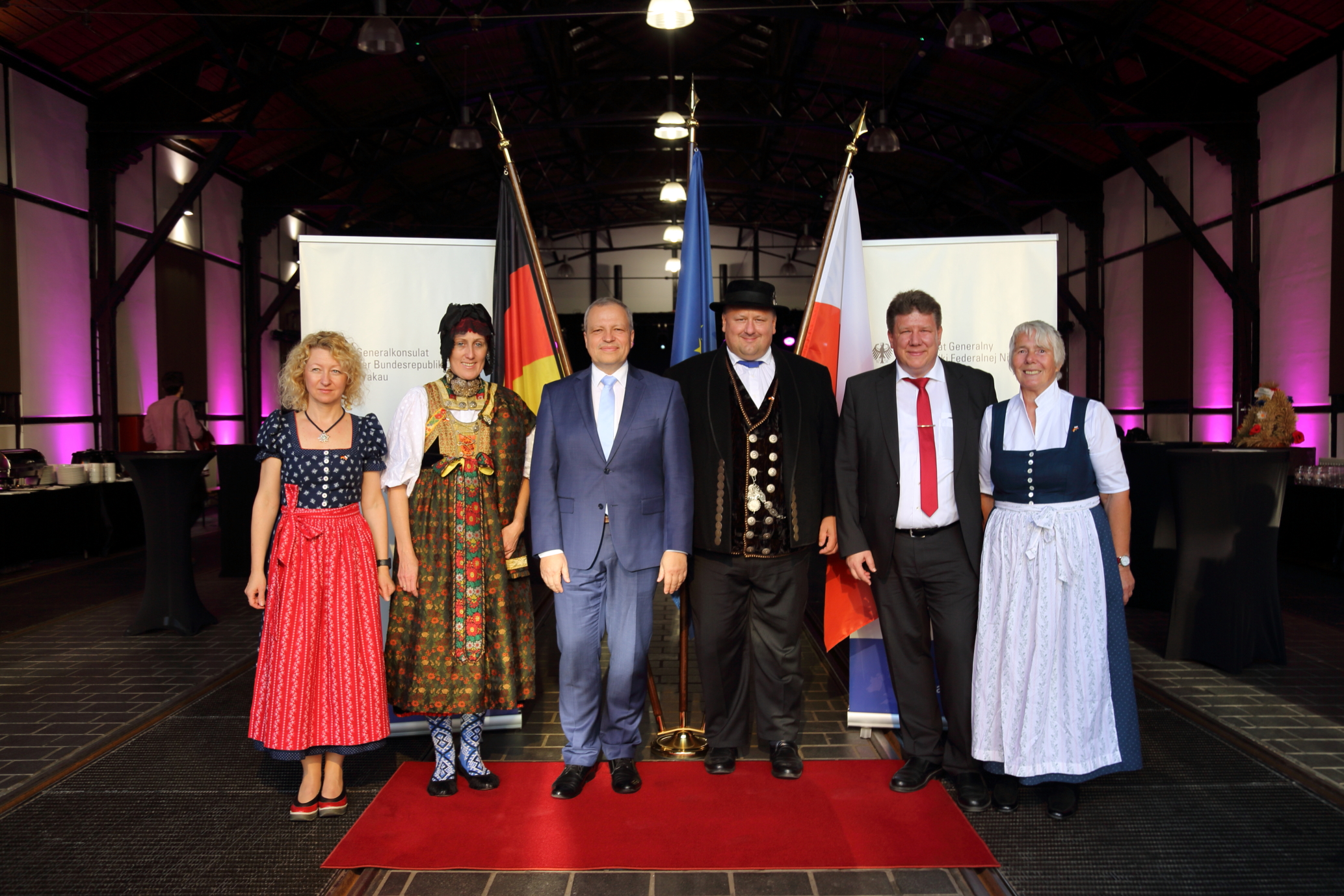 Delegation des Landkreises Dachau feiert „Tag der Deutschen Einheit“ im deutschen Generalkonsulat in Krakau 