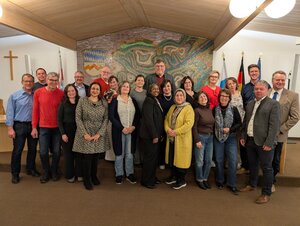 Bild vergr&ouml;&szlig;ern: Gruppe Personen die im Landratsamt Dachau den Migrations- und Integrationsbeirat stellen