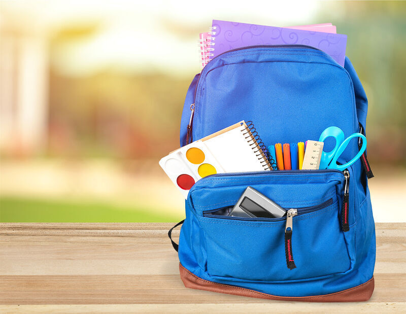 blaue Schultasche