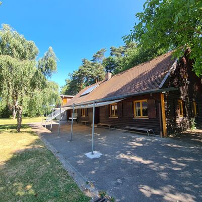 Bild vergr&ouml;&szlig;ern: Ainhofen - Hauptgebäude