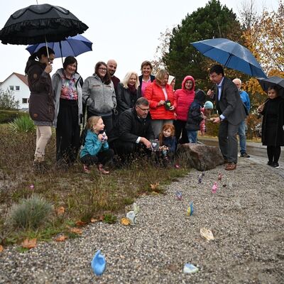 Bild vergr&ouml;&szlig;ern: Einweihung der Installation in Markt Indersdorf