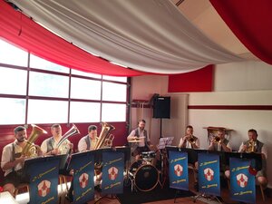 Bild vergr&ouml;&szlig;ern: D‘Blechruaner aus Burching