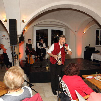 Bild vergr&ouml;&szlig;ern: Poetischer Herbst Sickertshofen