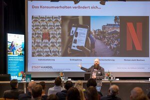 Bild vergr&ouml;&szlig;ern: Jens Nußbaum Stadt+Handel, Impulsvortrag