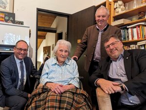 Bild vergr&ouml;&szlig;ern: 103. Geb Eva Hönigschmid.