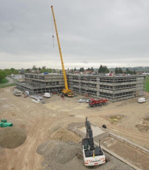 Bild vergr&ouml;&szlig;ern: Besuch Gymnasium Röhrmoos Baustelle