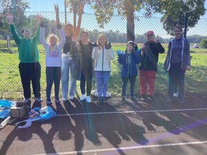 Bild vergr&ouml;&szlig;ern: 6. Klasse Viktoria-von-Butler-Schule Hebertshausen - Cleanupday