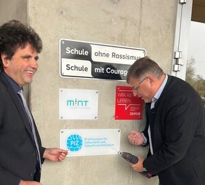 Bild vergr&ouml;&szlig;ern: Schulprofil Informatik GMI