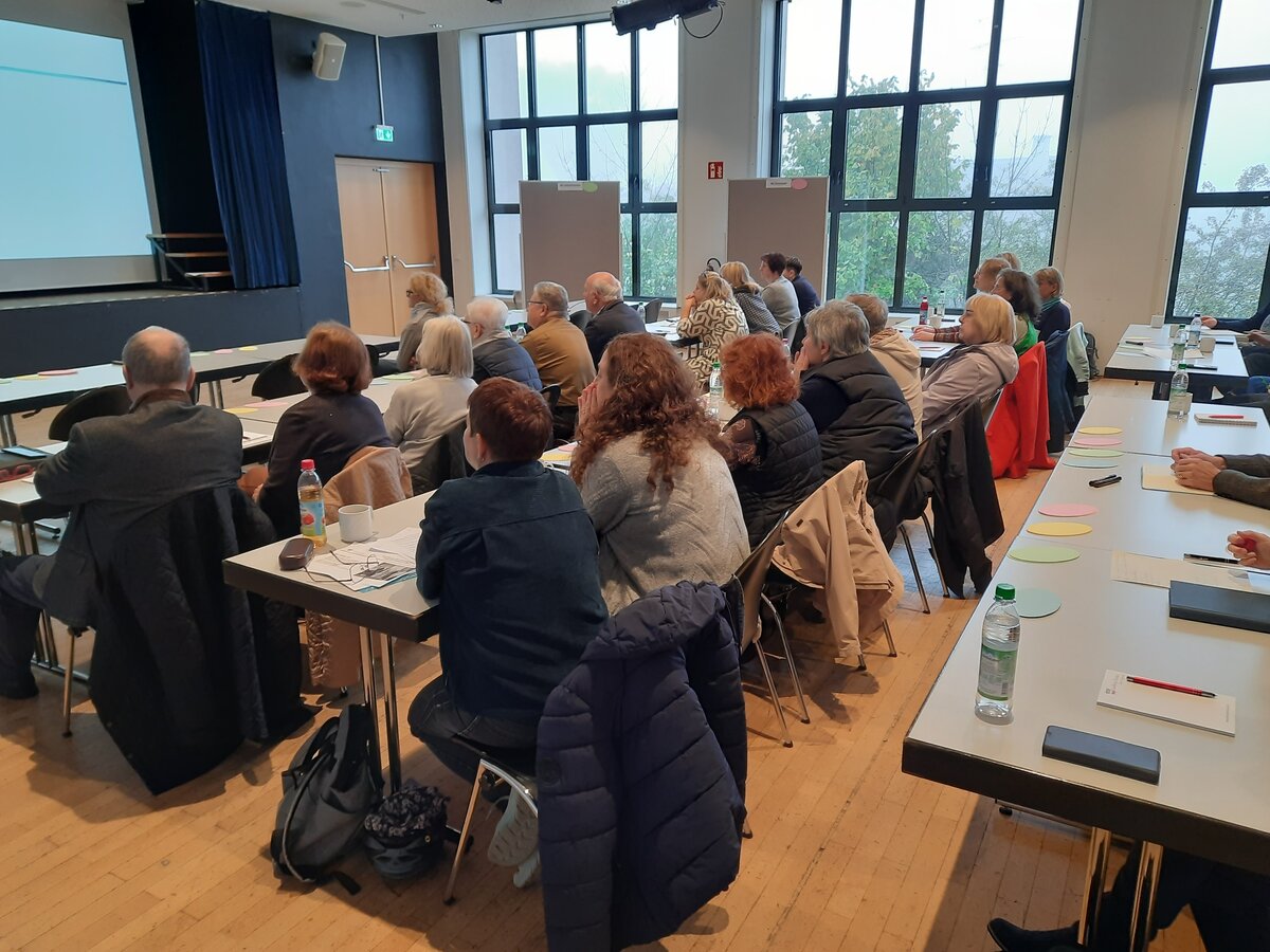 Netzwerk Älterwerden