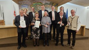 Bild vergr&ouml;&szlig;ern: Gruppenfoto Ehrenamt