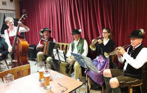 Bild vergr&ouml;&szlig;ern: Eschenrieder Musikanten