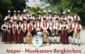 Bild vergr&ouml;&szlig;ern: Amper-Musikanten Bergkirchen