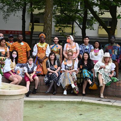 Bild vergr&ouml;&szlig;ern: Digitales Familienfest 2021: Gruppenfoto